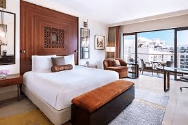 Grand Estate Suite — Detail 3